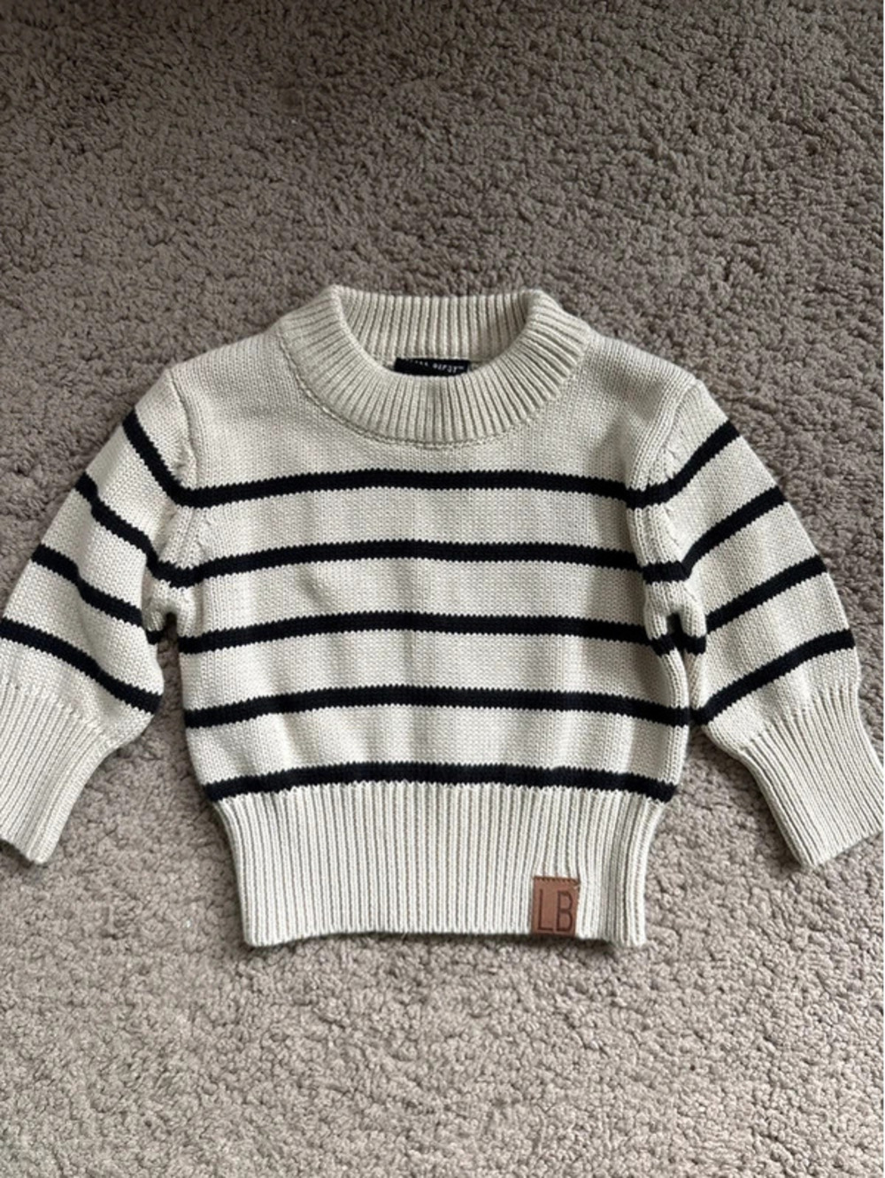 Pinstripe kids sweater. 0-3m. NWT!